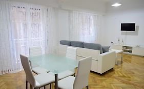 Beautiful Renovated Flat In Athens